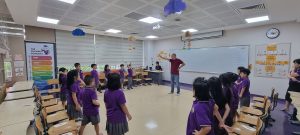 Cách hết tự ti mặc cảm: 6 bước thôi thấy mình nhỏ bé