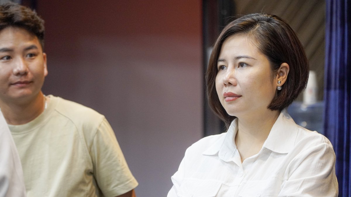 Học viên chăm chú lắng nghe trong buổi học của Phạm Tiến Dũng