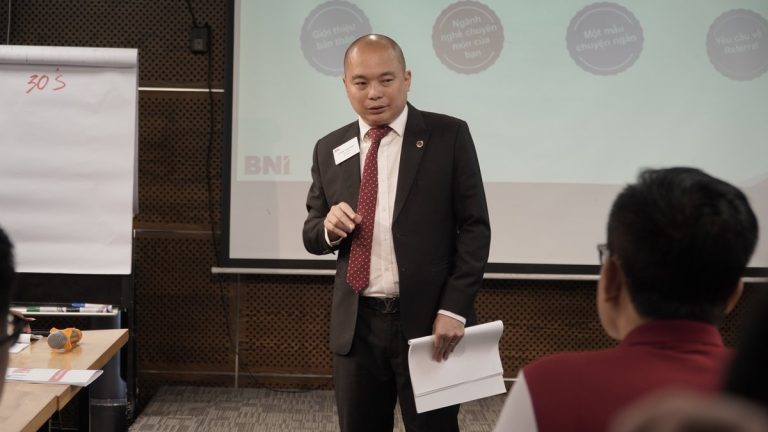 Phạm Tiến Dũng chia sẻ làm sao để tự tin ở BNI trước các thành viên chapter